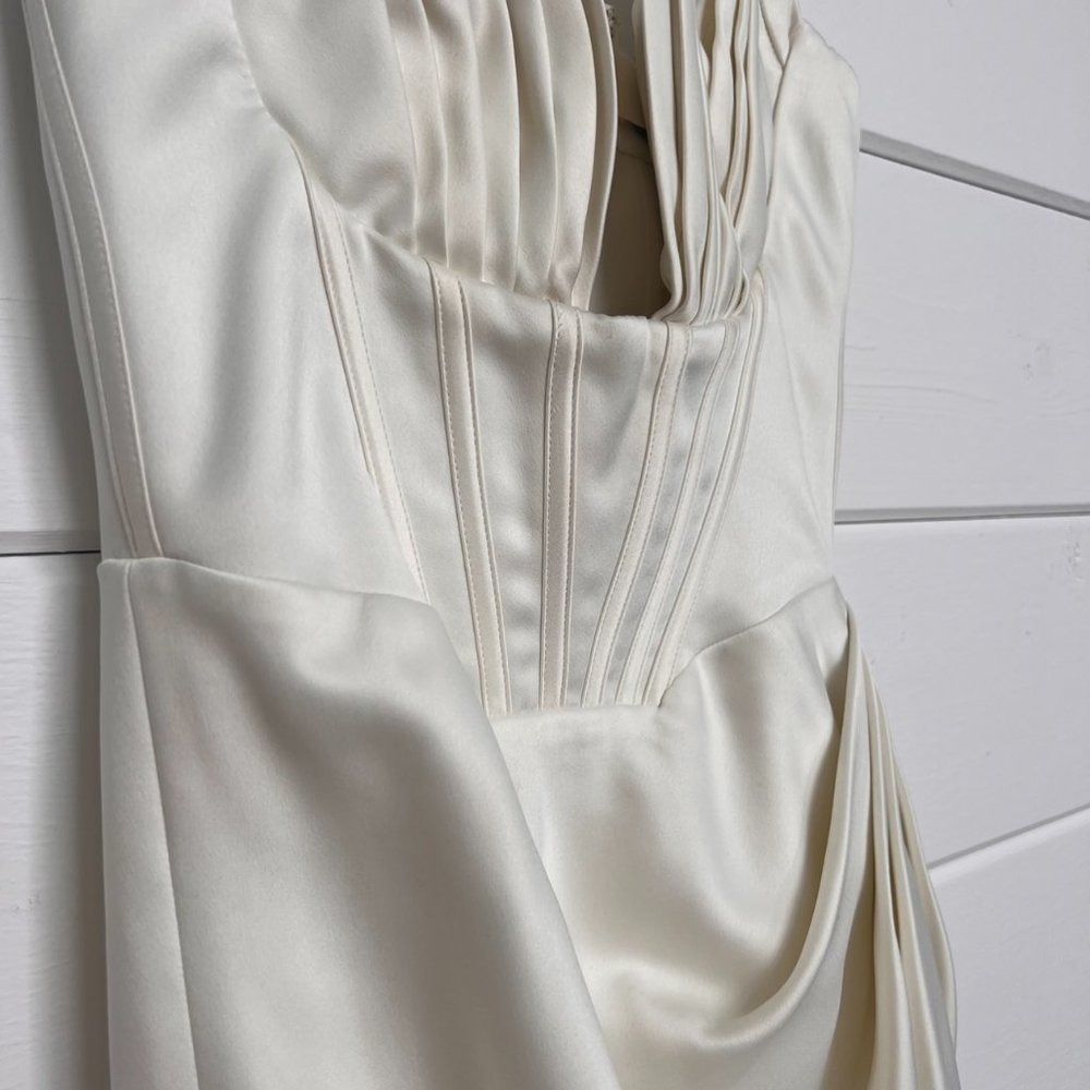 House of CB Faye ivory corset midi dress - Picture 4 of 6